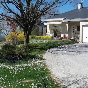 La Palatine à 20 Mn De Rodez Séjour chez l'habitant Calmont (Aveyron)
