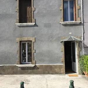 Chez L'habitant Homestay Séjour chez l'habitant Fougax-et-Barrineuf