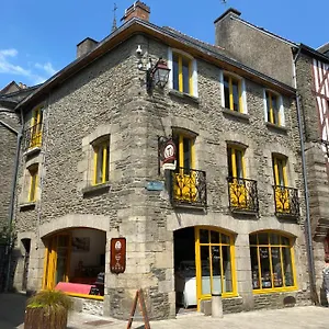 La Maison Du Paon- Josselin